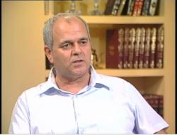 "בתורת האבולוציה יש יותר חורים מבגבינה שוויצרית"