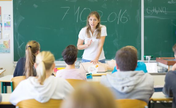 למרות הכל, עדיין ניצוץ החינוך בוער בכם?