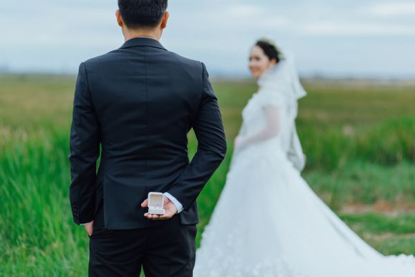 ורק לשים טבעת: הבחירה החשובה של חייך