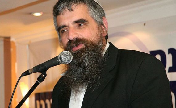 הרב שרלו מבהיר למה הוא התכוון כשדיבר על סרבנות