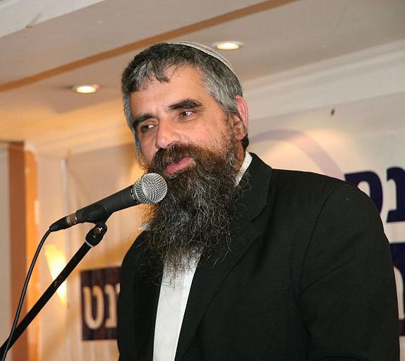 הרב שרלו מבהיר למה הוא התכוון כשדיבר על סרבנות