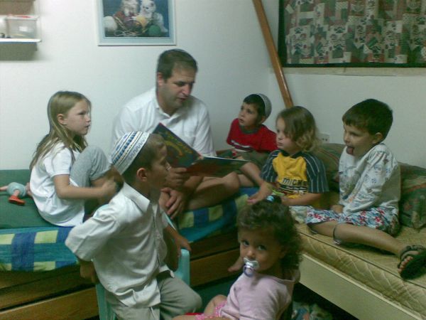 סיפורי ילדים עם חיים ולדומירסקי