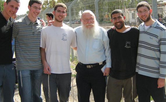 הולכים בתלם: הביינשים מתגייסים בהמוניהם