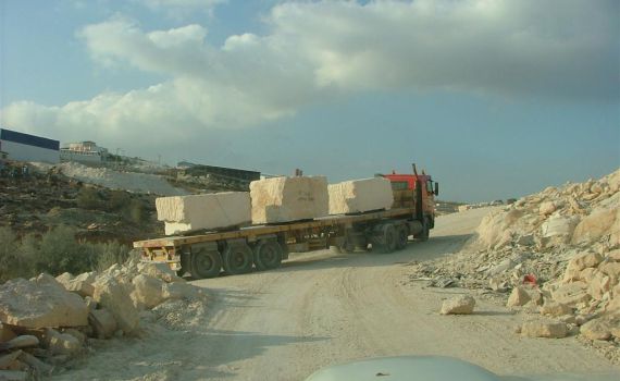 משרד הביטחון לא עובד בגוש עציון