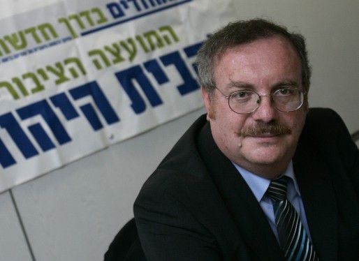 השר הרשקוביץ על במאי עג'מי: "רק שלא יתעטף עם דגל החמאס"