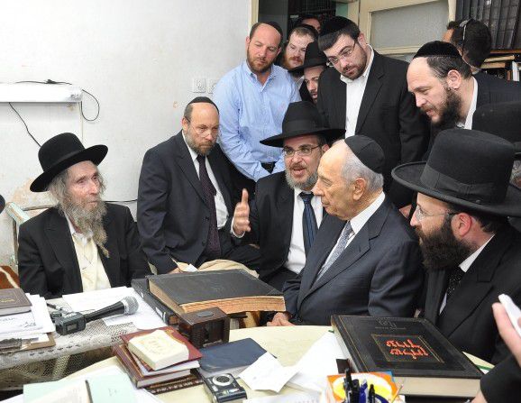 שמעון פרס, איך אתה מעז למען השם?