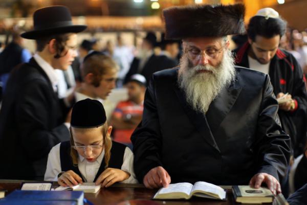 שומו שמים: תושבי רמת אביב רואים שחור בעיניים