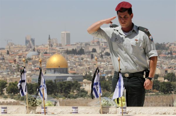 ישראל מתייחדת עם הנופלים – צפו בסיקור מיוחד בוידאו