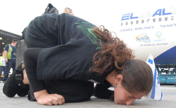 מנהל עירוני א' בת"א – מה לדעתך הקשר שלנו לא"י?