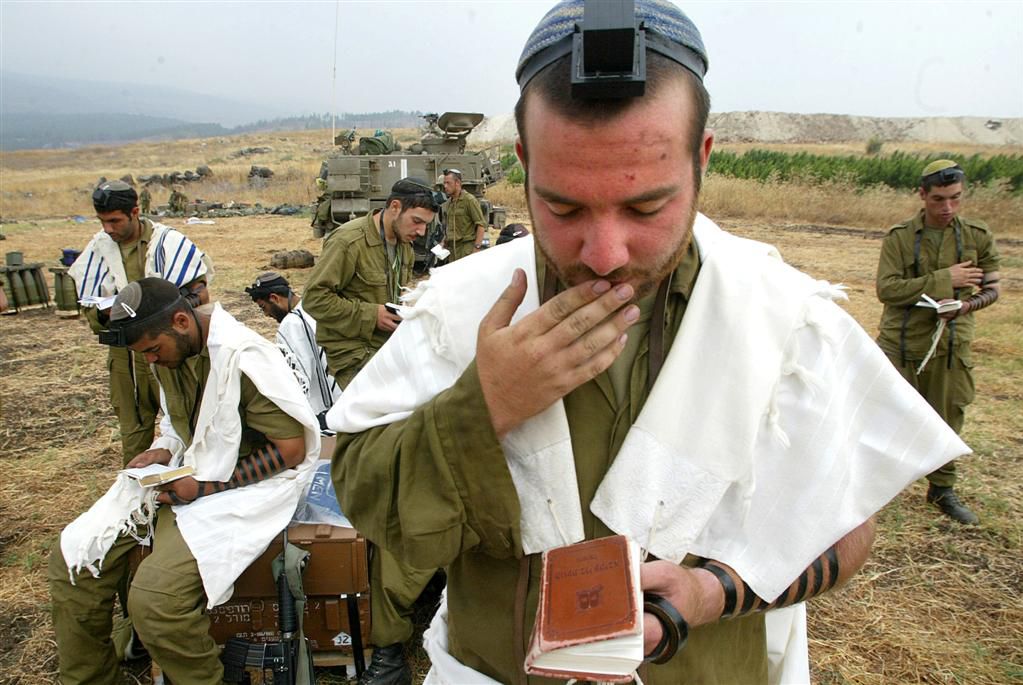 מותר גם להתרגש קצת מהתפילה לשלום המדינה