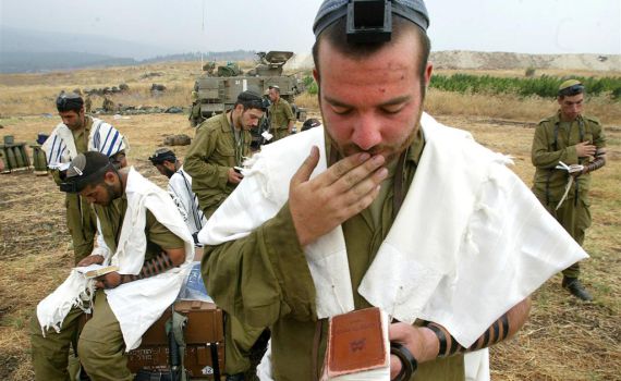 מותר גם להתרגש קצת מהתפילה לשלום המדינה