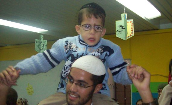 שבת אחת של הכנסת אורחים הפכה למפעל של חסד