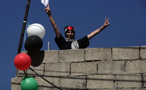 מי מפחד להרוס בתים לא חוקיים של ערבים בים?