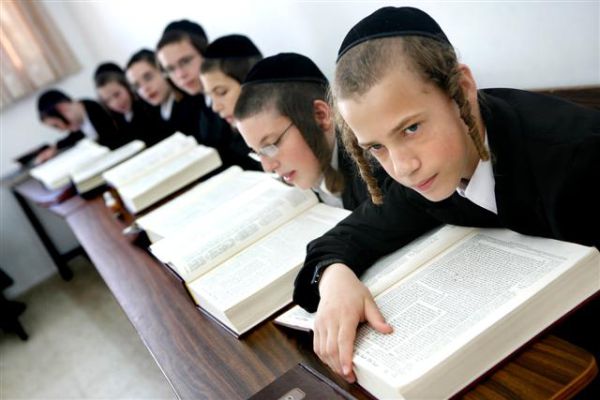 פרופ' סופר: ב- 2030 יהיה רוב דתי וחרדי במדינת ישראל