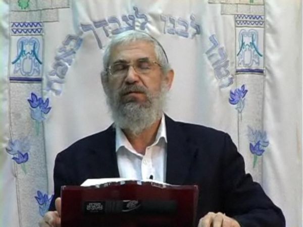 הרב אלון חוזר ללמד דרך האינטרנט: חסידיו הקימו אתר