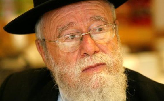 הרב ליאור: אישה במזכירות יישוב? לא כל כך מתאים