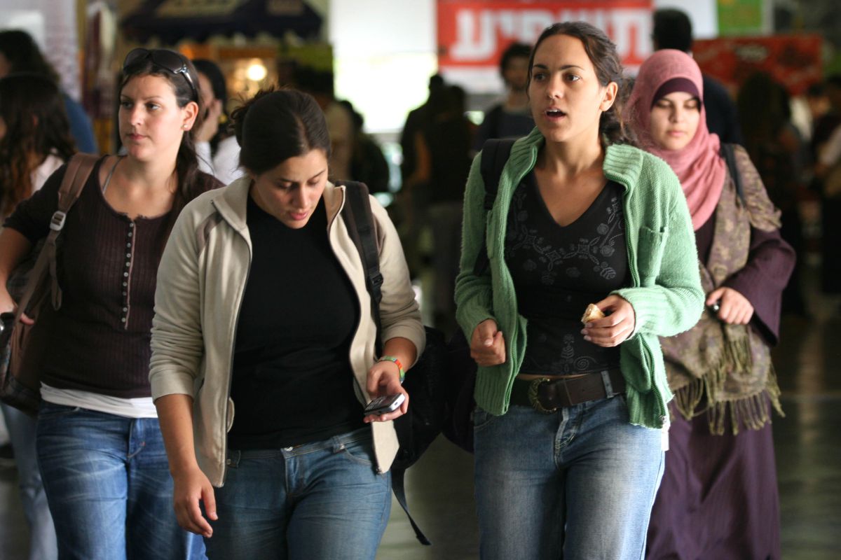 אונברסיטת ת"א: לא גירשנו את כתב רדיו גלי ישראל