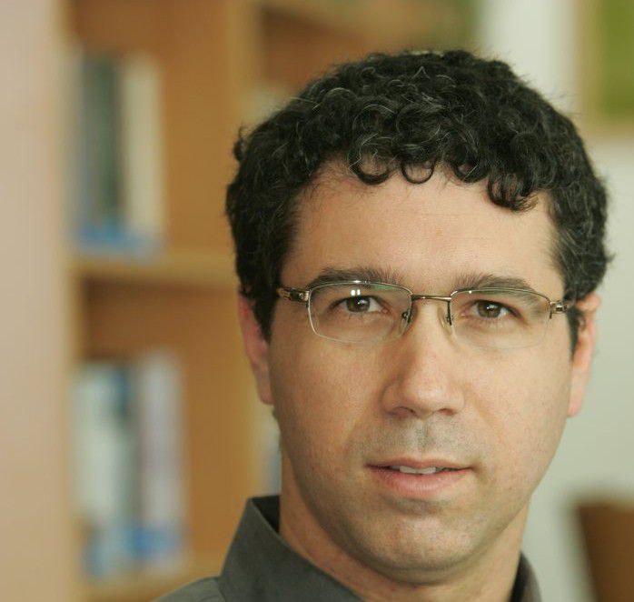 הרבנים רוזן ונבון מציגים: מלחמת ראשי התיבות