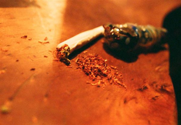 הרב אליהו: אין משטרה? תטפלו אתם בסוחרי הסמים