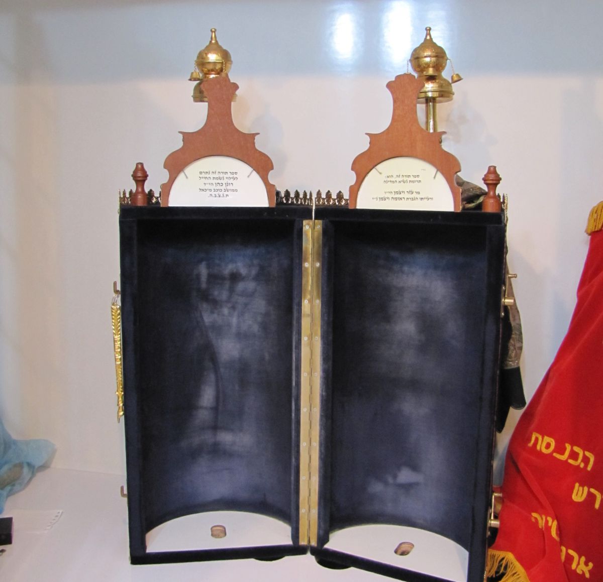 אין בושה: ספר תורה ע"ש חלל צה"ל נגנב ממושב כוכב מיכאל