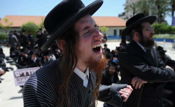 החרדים זועמים: "השופטים שבויים בדעות קדומות"