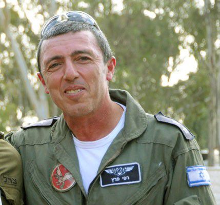 האם הרב רפי פרץ מתאים לתפקיד הרבצ"ר?