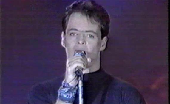 אף פעם לא מאוחר: התפילין הראשונות של אדם