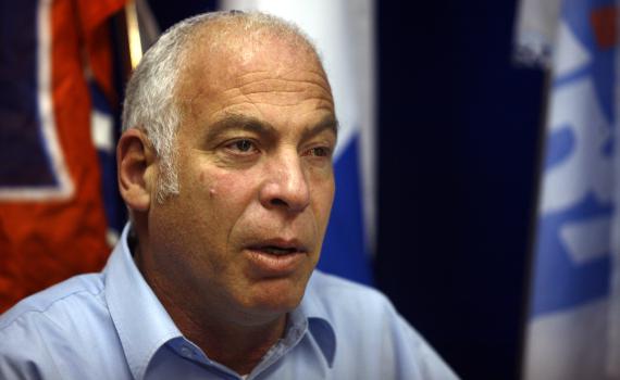 גל"צ יחללו שבת? "שר הביטחון ואנשיו מתחמקים"