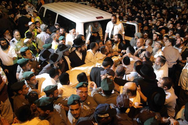 משתתפים בהלוויה: "בזכות הצדיק נמנע אסון ענק"