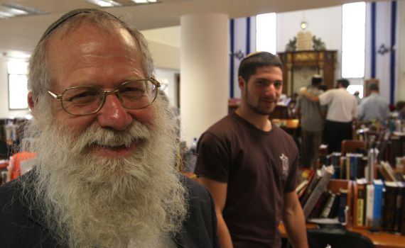 הרב דב ביגון: הרב אליהו היה כמו אבא טוב לכולנו