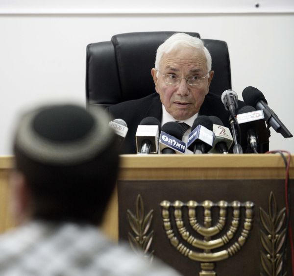 נק' האור: מאז דו"ח הביניים חל שיפור; הסוף: 2011