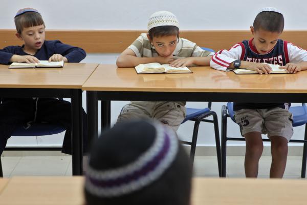משרד הביטחון מקפיא את כיתות הלימוד ביו"ש