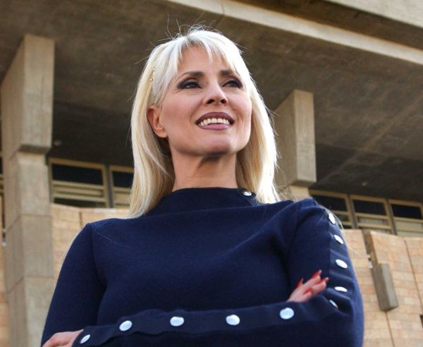 פנינה רוזנבלום: "הזמינו אותי להפגין נגד חב"ד – לא הלכתי"