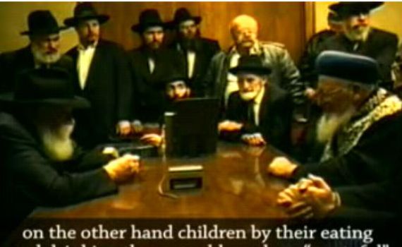 מפגש ענקים: צפו בפגישת הרב אליהו עם הרבי מלובביץ'