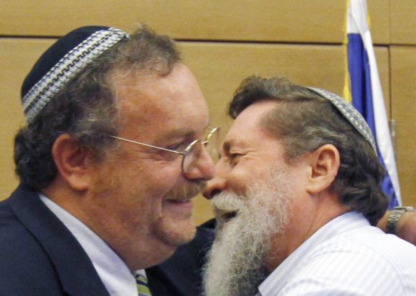 דעה: אחדות בין האיחודניקים למפד"לניקים? לא תודה