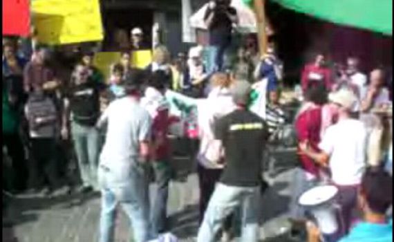 הפלסטינים מציגים: ריקוד המחאה כנגד החיילים הרוקדים