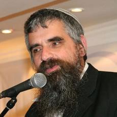 המזגן דולק וקר לכם, גם בקיץ? הרב יובל שרלו: "תלבשו סוודר"