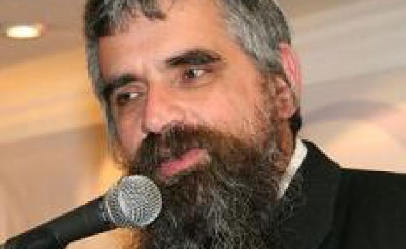 הרב יובל שרלו משיב: שינוי שם של אדם לא בהכרח מועיל