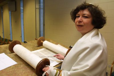 הרפורמים בחולון לא יודעים לכתוב "כל נדרי" בלי שגיאות