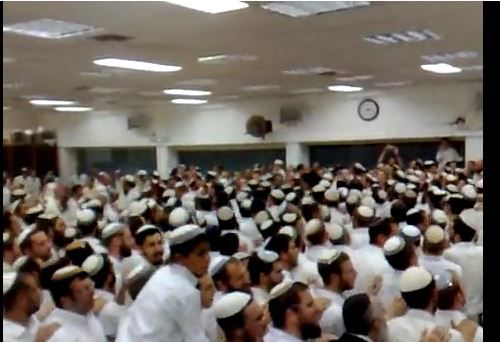 שו"ת סרוגים: אין דבר כזה תורת הר המור