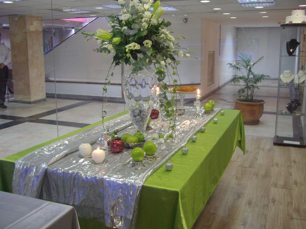 רעיונות לעיצוב שולחן החג