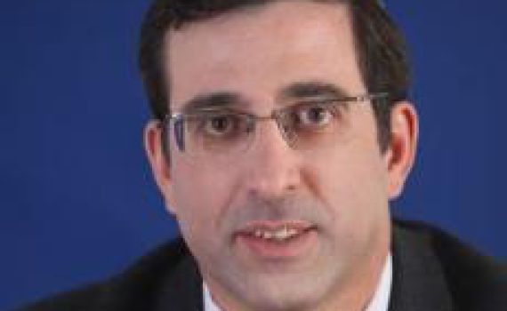 לא ייתכן שהפטריארך ישתה מים והציבור ישלם את החשבון