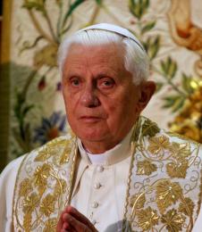 הרב אליהו זייני: תודה לאפיפיור שחשף את פרצופו האמיתי