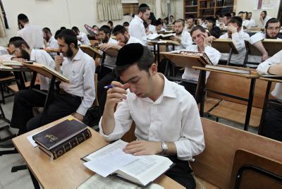 נאמני תורה ועבודה: אין בסיס הלכתי ל"חוק האברכים"