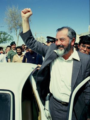 סתימת פיות – דרישה להסרת המודעות לאזכרת הרב כהנא