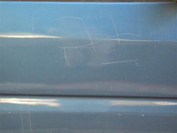 אלמונים חרטו צלב קרס על מכוניתה של רכזת פר"ח בקריות