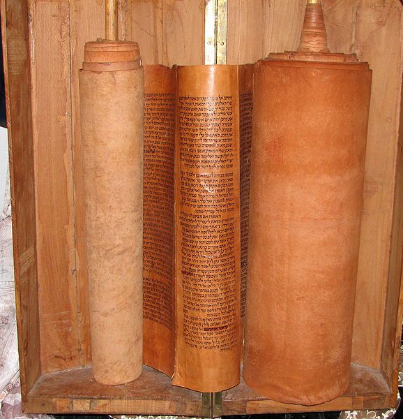 פרשת בראשית: איך צריך להתחיל את התורה?