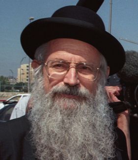 בדיחה תפלה או הסתה? מכתב תמיכה של הרב מלמד באייכמן