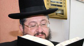 פורש ראשון מהועדה לבדיקת הגיורים של הרבנות הראשית לישראל