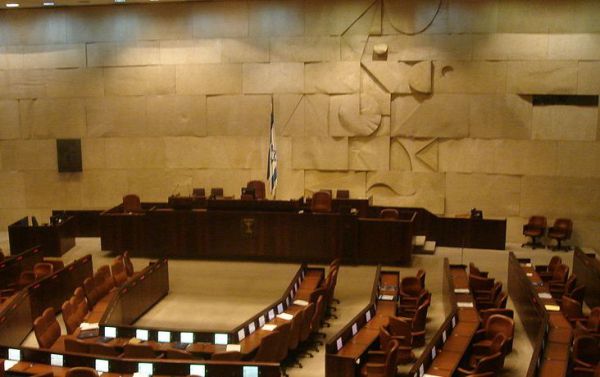 חרם אמנים בכנסת. דני קרוון דורש לכסות יצירה שלו במליאה